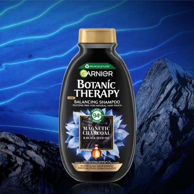 Garnier Botanic Therapy Magnetic Charcoal &amp; Black Seed Oil Szampon do włosów dla kobiet 250 ml