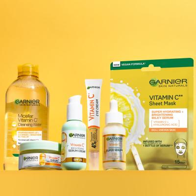 Garnier Skin Naturals Vitamin C Eye Cream Krem pod oczy dla kobiet 15 ml