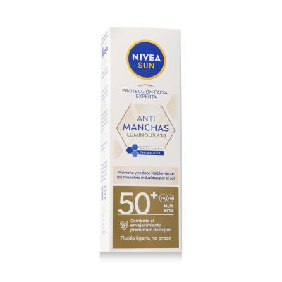 Nivea UV Face Specialist Dark Spot Control SPF50 Preparat do opalania twarzy dla kobiet 40 ml