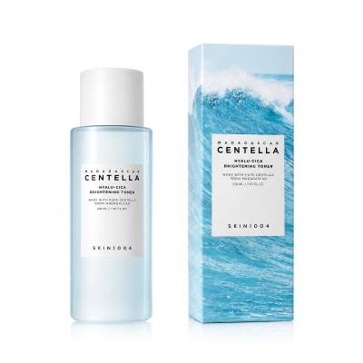 SKIN1004 Hyalu-Cica Brightening Toner Wody i spreje do twarzy dla kobiet 210 ml